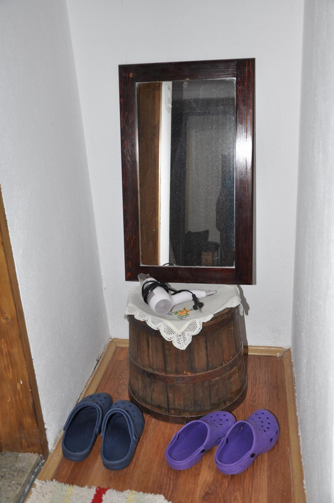 Inn Cakmara Raška Rum bild