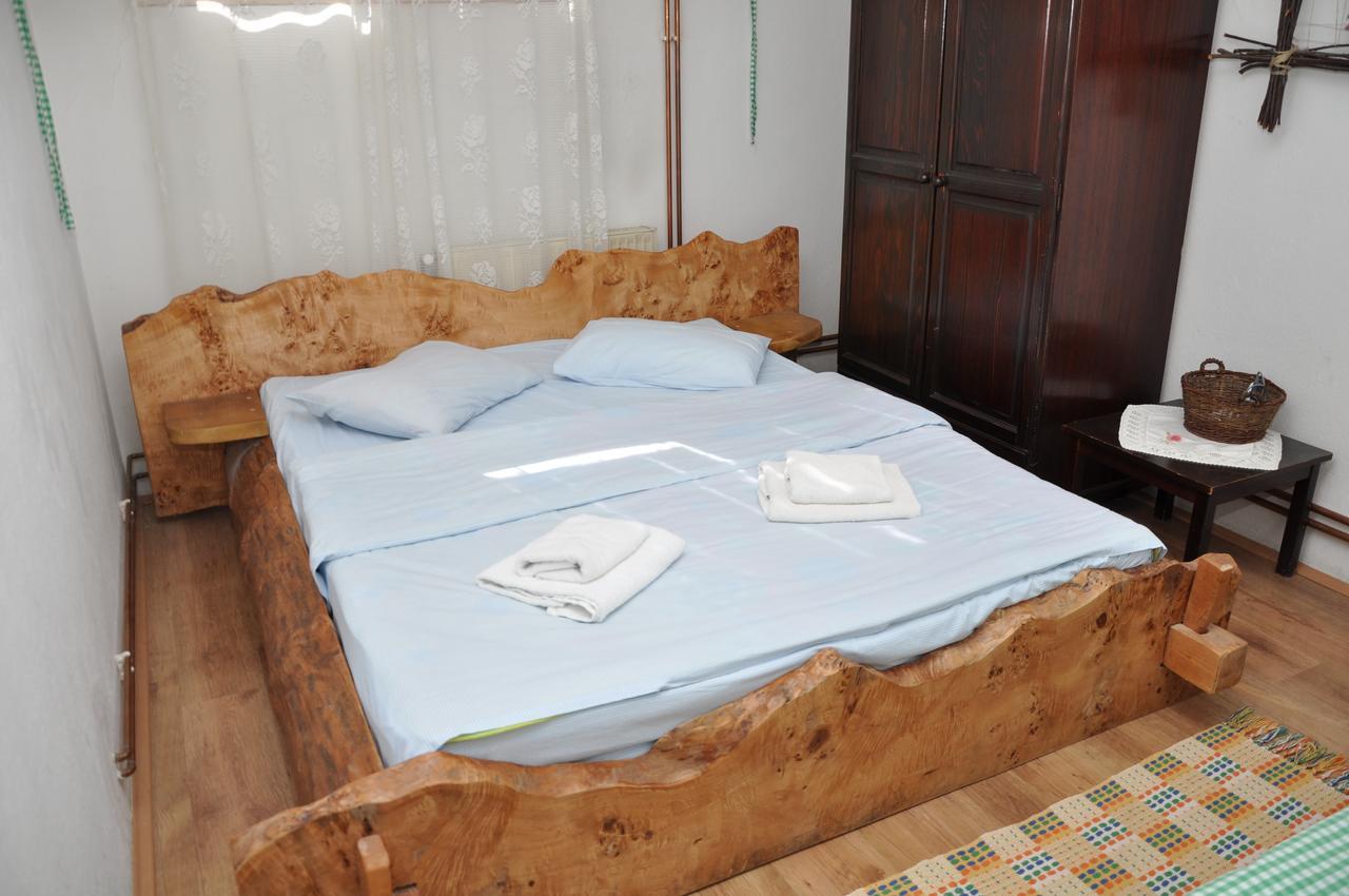 Inn Cakmara Raška Exteriör bild
